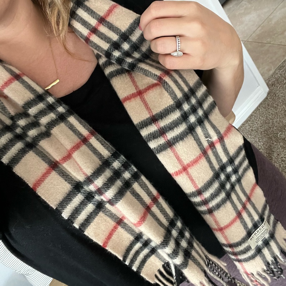 Burberry Mini Cashmere Scarf - Picture 5 of 10